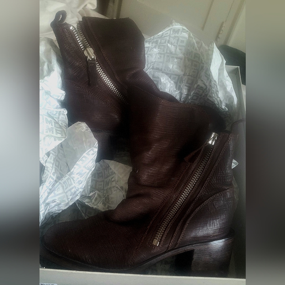 MOMA Brown Handmade In Italy Textured Leather Ankle Boots Size 37.5 Fits Like 8